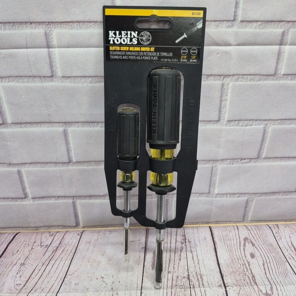 Klein Tools 85153K Slotted Screw Holding Driver Kit, 3/16-Inch and 1/4-Inch